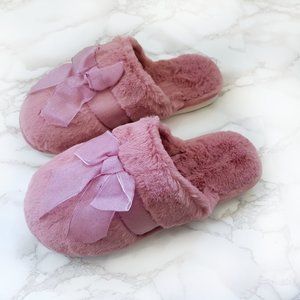 Elegant Plush Close-Toe House Slippers